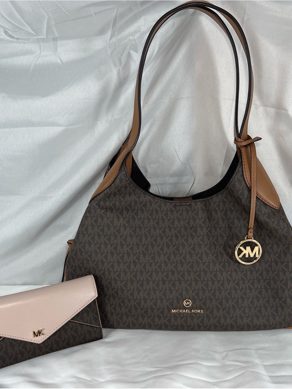 Michael Kors Kelsey Large Logo Shoulder Bag Brown Acorn w/ Coordinating Wallet